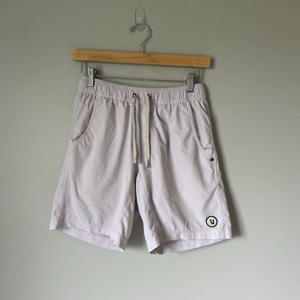 Vuori Men's Atheltic Athleisure Shorts White Beige Style #3V02 7" Inseam Size XS